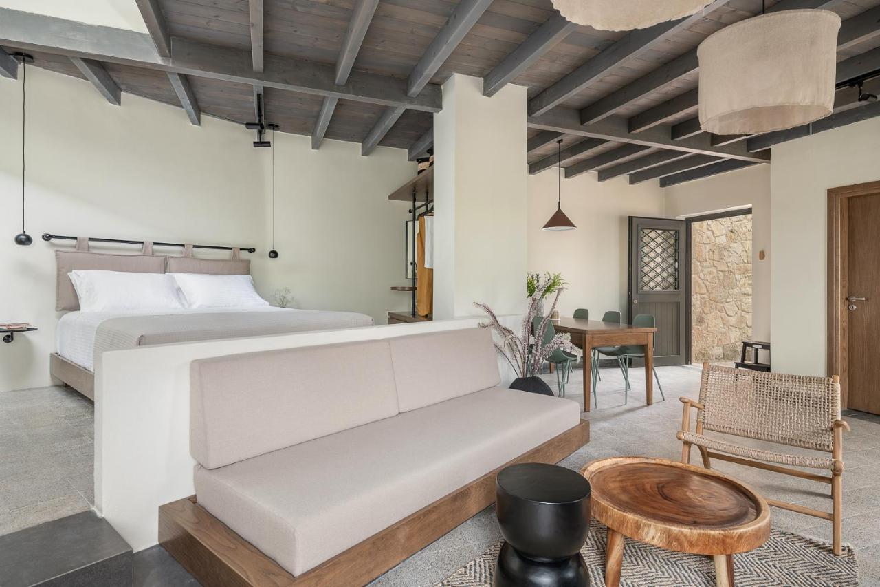 Velanis Ηouse, Style Into Nature - Secluded Kíssamos Extérieur photo