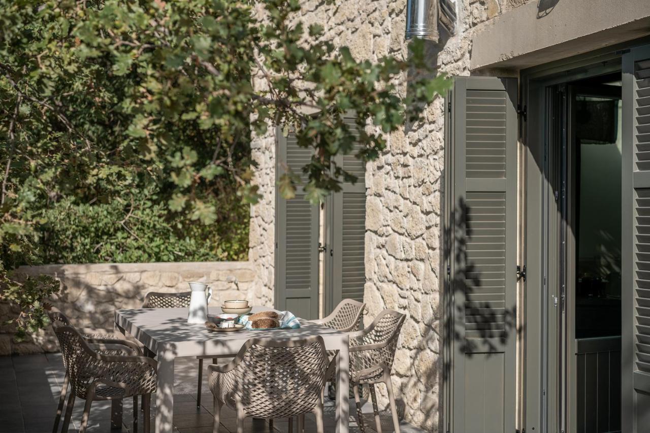 Velanis Ηouse, Style Into Nature - Secluded Kíssamos Extérieur photo